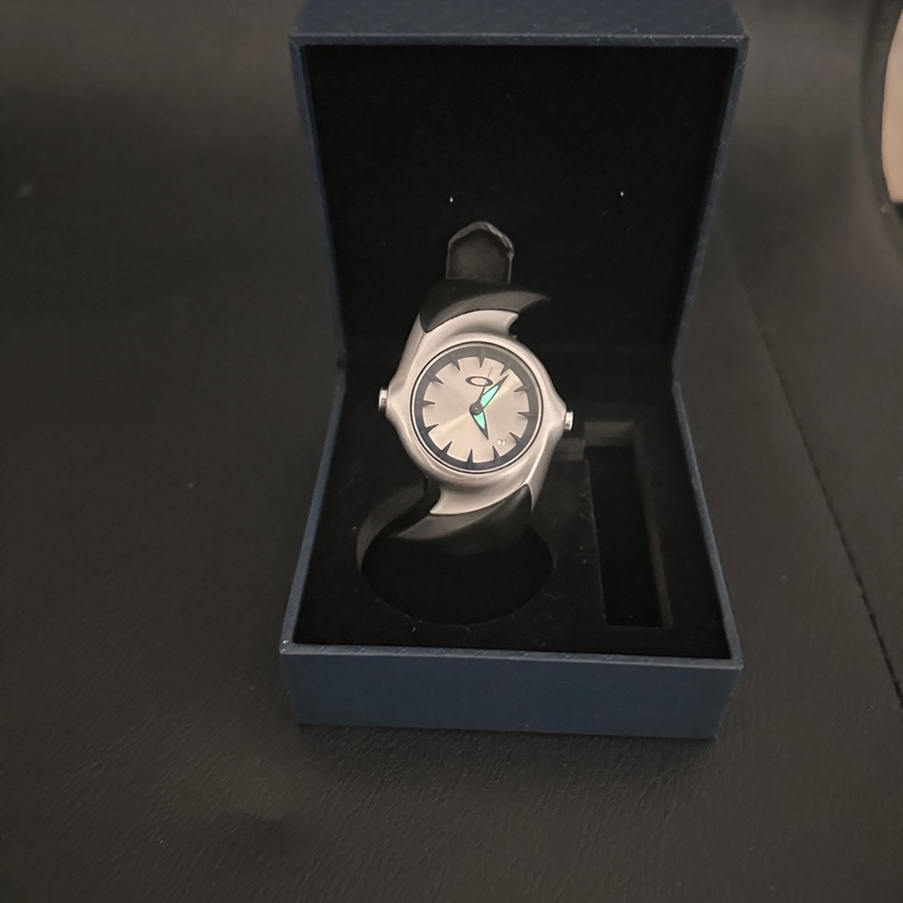 Oakley Silver Dial Watch with Black Band - Picture 2 of 4